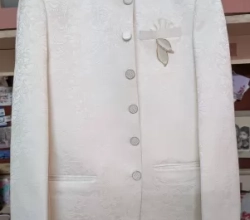 Brand New Off-White Jodhpuri Suit Size 38 7,000