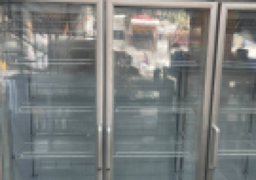 Triple door refrigerator